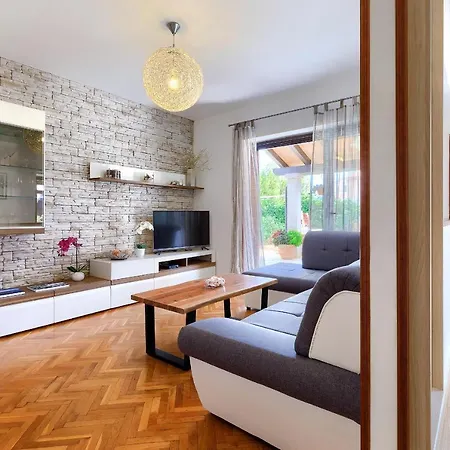 Apartment Stylish Flats With Two Bedrooms In