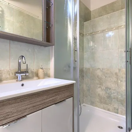 Stylish Flats With Two Bedrooms In Apartment