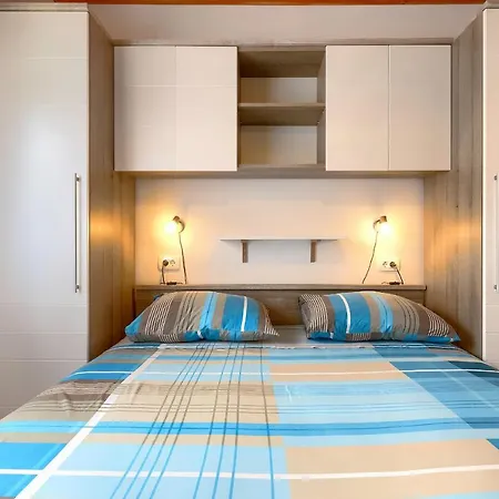 Apartment Stylish Flats With Two Bedrooms In Premantura