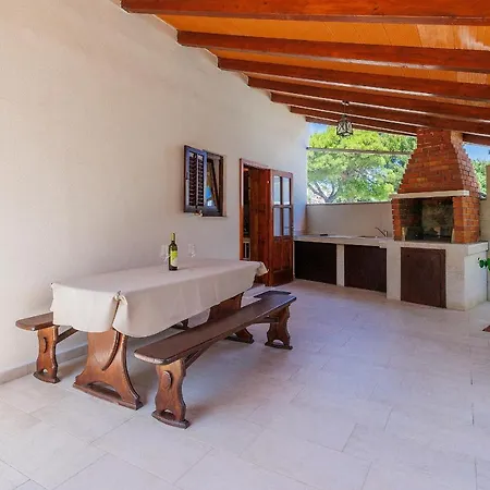 Apartment Stylish Flats With Two Bedrooms In