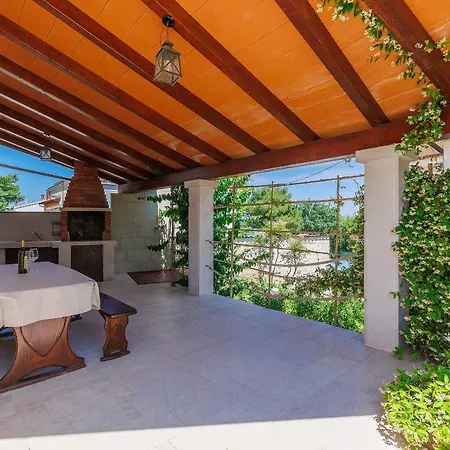 Apartment Stylish Flats With Two Bedrooms In *