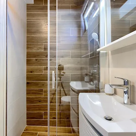 Stylish Flats With Two Bedrooms In